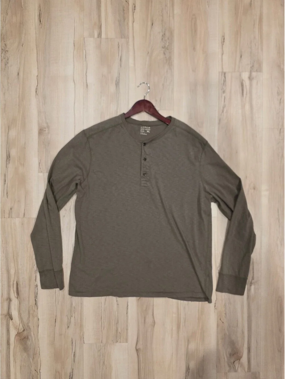 J.Crew Men's Long Sleeve Henley Shirt XL Olive Green 100% Cotton